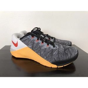 Sz 6.5 New Women Nike Metcon 5 Gym Training Workout Shoe Black Orange AO2982-081